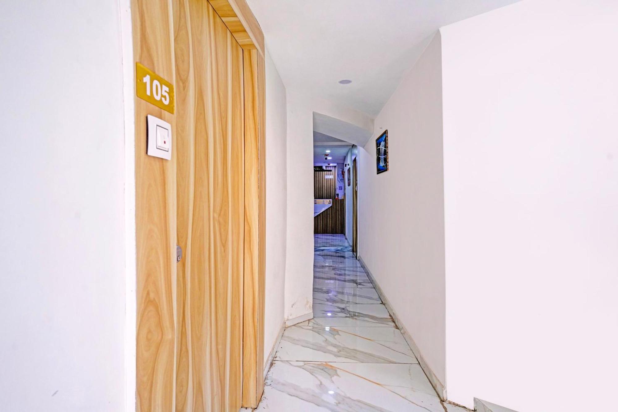 Hotel O Patang 24 Ahmedabad Exterior foto